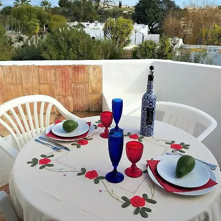 Apartament Clube *